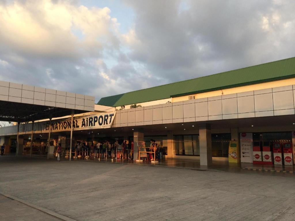 The Premiere Business Hotel Kalibo Exterior photo